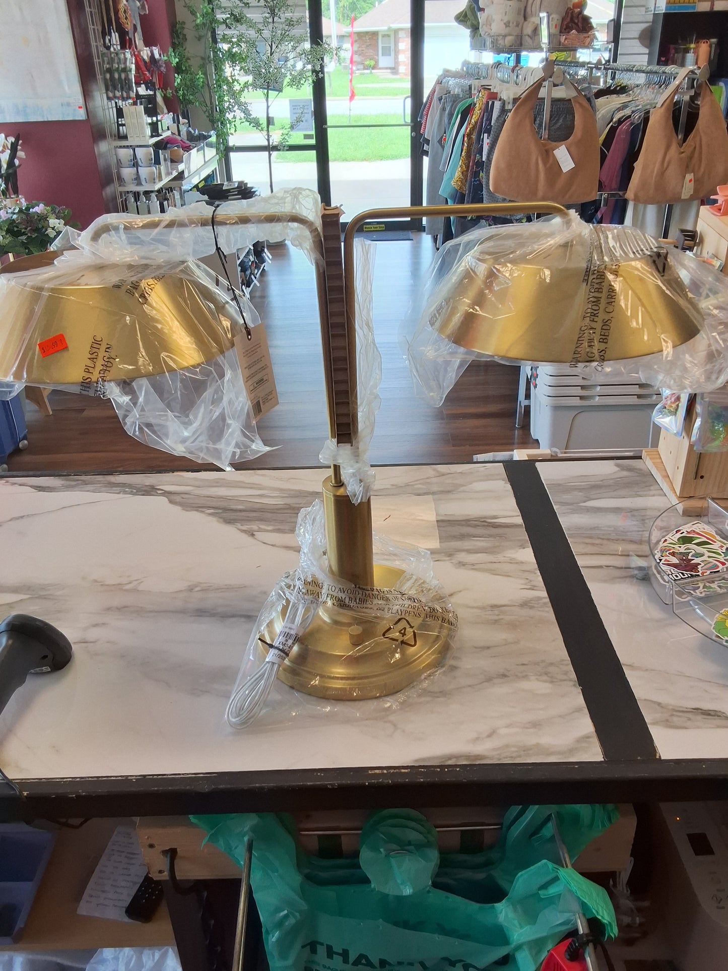 Hearth and Hand double table lamp